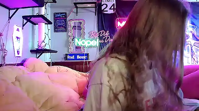 Snapshot of mirannacult chatting on 03/05/25, 03:07 mirannacult online show from 03/05/25, 03:07