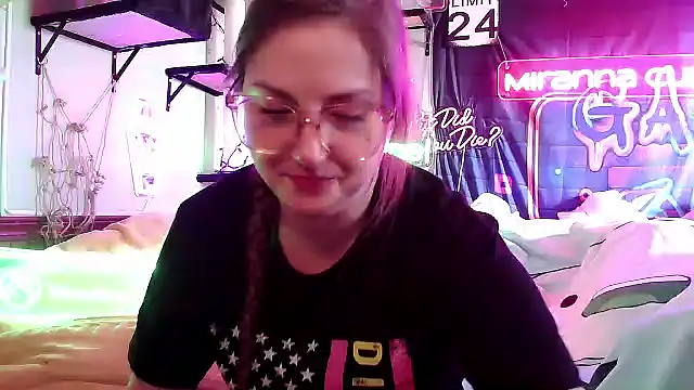 Snapshot of mirannacult chatting on 03/09/25, 02:43 mirannacult online show from 03/09/25, 02:43