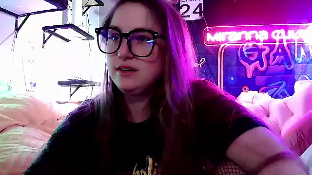 Snapshot of mirannacult chatting on 03/13/25, 01:40 mirannacult online show from 03/13/25, 01:40