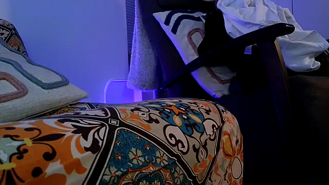 Snapshot of Alpha_theking chatting on 03/19/25, 07:06 Alpha theking online show from 03/19/25, 07:06