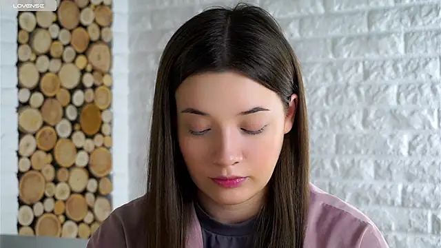 LowOncoming online show from 11/26/25, 03:18