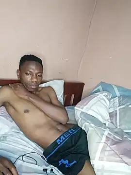 Snapshot of fireboyafrica chatting on 12/20/24, 09:06 fireboyafrica online show from 12/20/24, 09:06