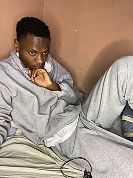 Snapshot of fireboyafrica chatting on 10/02/25, 12:17 fireboyafrica online show from 10/02/25, 12:17