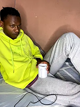 Snapshot of fireboyafrica chatting on 10/16/25, 12:33 fireboyafrica online show from 10/16/25, 12:33