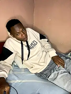 Snapshot of fireboyafrica chatting on 10/20/25, 04:13 fireboyafrica online show from 10/20/25, 04:13