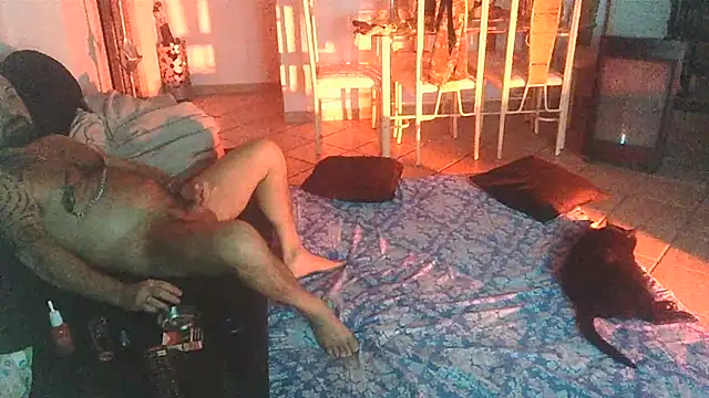 Snapshot of FJcouple chatting on 12/13/24, 09:52 FJcouple online show from 12/13/24, 09:52