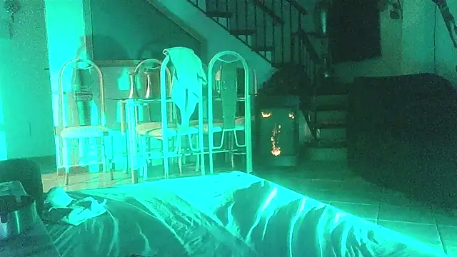 Snapshot of FJcouple chatting on 12/17/24, 05:58 FJcouple online show from 12/17/24, 05:58