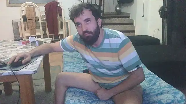 Snapshot of FJcouple chatting on 01/17/25, 08:55 FJcouple online show from 01/17/25, 08:55