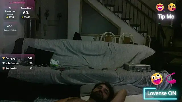 Snapshot of FJcouple chatting on 03/02/25, 04:21 FJcouple online show from 03/02/25, 04:21