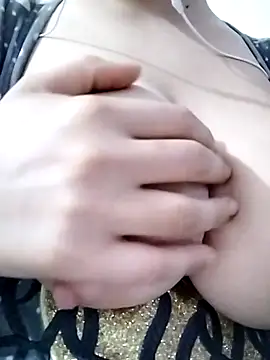 Snapshot of mohra30 chatting on 02/01/25, 06:43 mohra30 online show from 02/01/25, 06:43