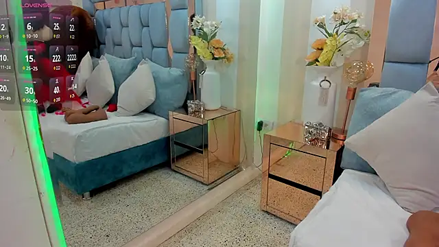 karina mason online show from 10/24/25, 12:34