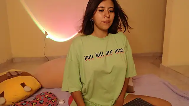 Snapshot of _maiahairy_ chatting on 12/07/24, 10:17  maiahairy  online show from 12/07/24, 10:17