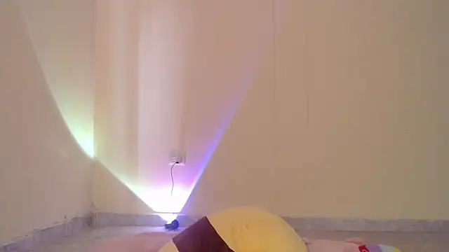 Snapshot of _maiahairy_ chatting on 02/10/25, 03:10  maiahairy  online show from 02/10/25, 03:10