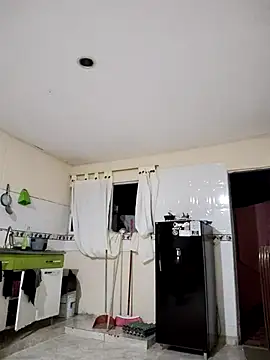 Snapshot of _maiahairy_ chatting on 11/02/25, 11:07  maiahairy  online show from 11/02/25, 11:07