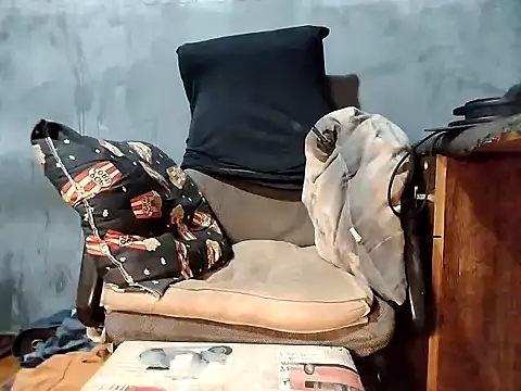 bumbumtatuado online show from 10/16/25, 02:01