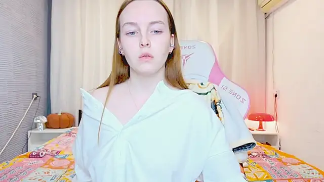 Snapshot of Wild__flowers chatting on 11/19/25, 06:41 Wild flowers online show from 11/19/25, 06:41