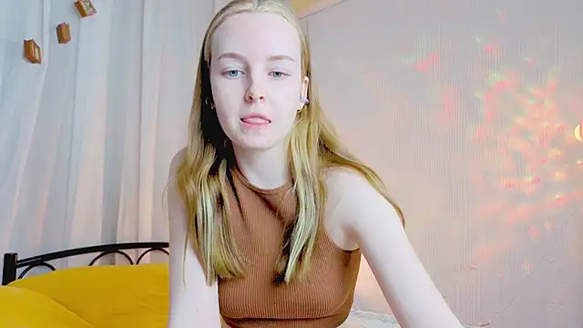 Snapshot of Wild__flowers chatting on 04/04/26, 07:44 Wild flowers online show from 04/04/26, 07:44