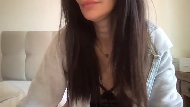 Snapshot of paolajonez chatting on 03/14/26, 12:32 paolajonez online show from 03/14/26, 12:32