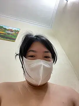 Hachi Sweetbabie  online show from 11/22/25, 12:53