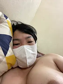 Hachi Sweetbabie  online show from 04/30/26, 08:57