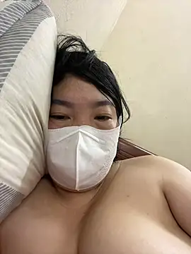 Snapshot of Hachi_Sweetbabie_ chatting on 06/10/26, 11:13 Hachi Sweetbabie online show from 06/10/26, 11:13
