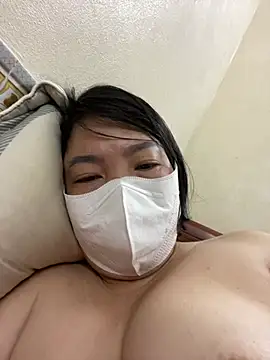 Snapshot of Hachi_Sweetbabie_ chatting on 06/25/26, 05:12 Hachi Sweetbabie online show from 06/25/26, 05:12