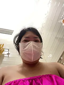 Snapshot of Hachi_Sweetbabie_ chatting on 07/27/26, 12:06 Hachi Sweetbabie online show from 07/27/26, 12:06