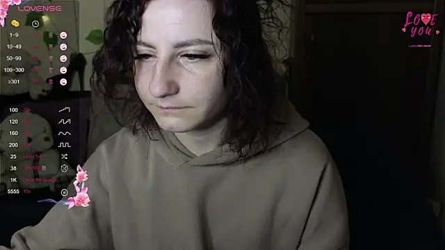 Snapshot of Muse_kitty_jenia chatting on 03/15/25, 02:14 Muse kitty jenia online show from 03/15/25, 02:14
