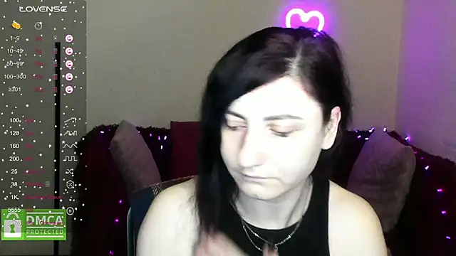 Muse kitty jenia online show from 12/18/25, 06:30