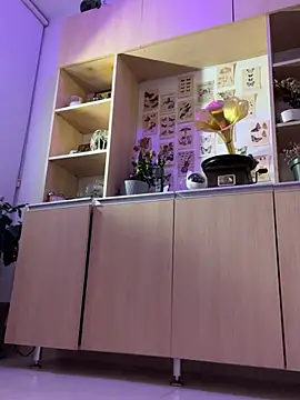 juanasnz99 online show from 02/27/25, 04:31