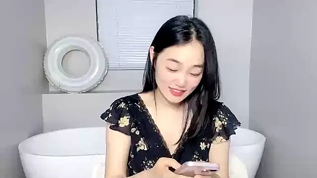 Snapshot of cloud8822 chatting on 05/20/26, 02:12 cloud8822 online show from 05/20/26, 02:12
