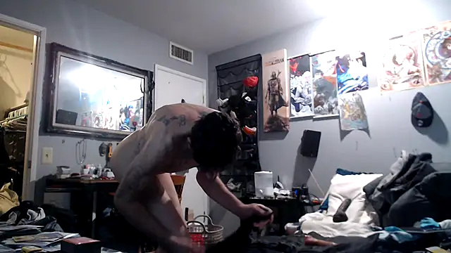 Snapshot of eavestease1 chatting on 02/20/26, 07:36 eavestease1 online show from 02/20/26, 07:36