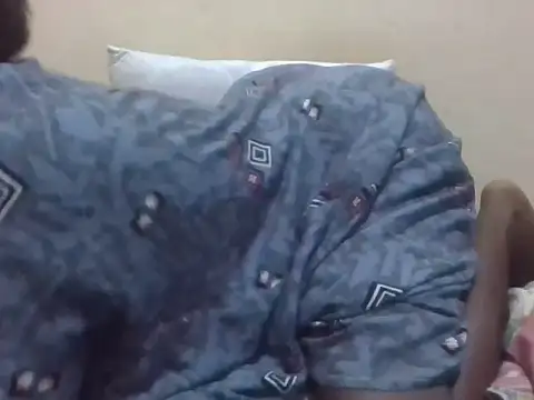 Snapshot of Sexxy_bre chatting on 10/14/25, 09:10 Sexxy bre online show from 10/14/25, 09:10