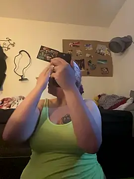 Snapshot of Lalalynn chatting on 01/15/26, 07:17 Lalalynn online show from 01/15/26, 07:17