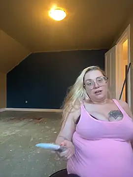 Lalalynn online show from 04/27/26, 12:52