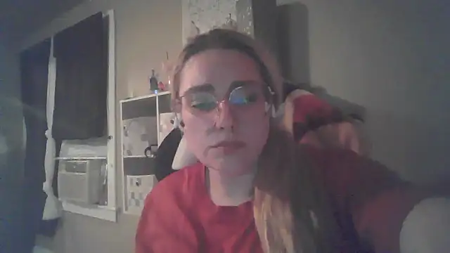Lalalynn online show from 06/11/26, 06:22