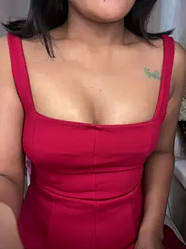 Snapshot of LeisyXO chatting on 02/12/25, 07:56 LeisyXO online show from 02/12/25, 07:56