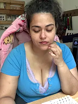 Curvydesifromgermany online show from 06/02/26, 10:39