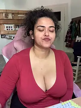 Curvydesifromgermany online show from 06/11/26, 02:15