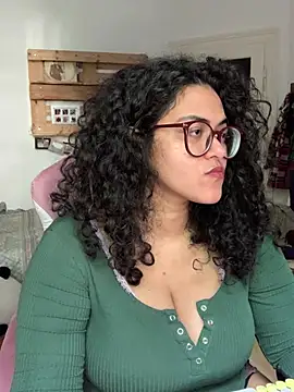 Curvydesifromgermany online show from 06/14/26, 03:47