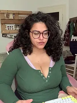 Curvydesifromgermany online show from 06/16/26, 06:27