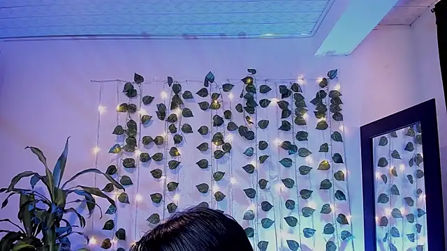 mariiana-diaz online show from 02/10/25, 04:14