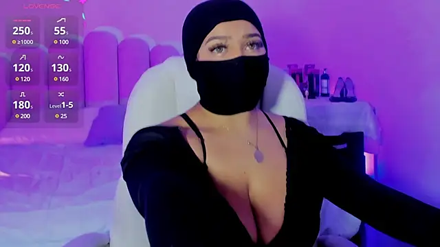 Haanna   online show from 03/20/25, 07:04