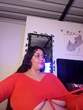 Snapshot of Alezapark chatting on 04/25/26, 05:43 Alezapark online show from 04/25/26, 05:43