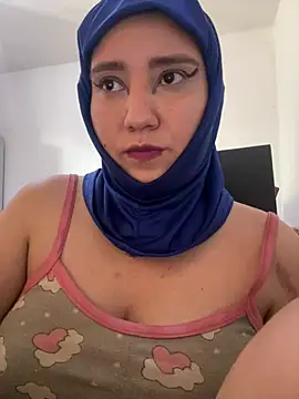 hannahayat online show from 06/24/26, 08:19