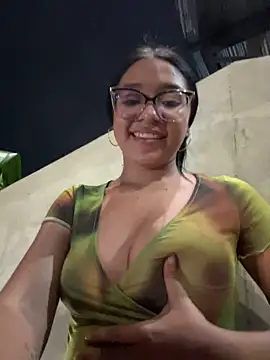 -VICKKY online show from 02/10/25, 01:03