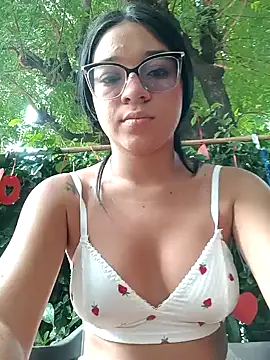 -VICKKY online show from 02/15/25, 01:27