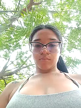 -VICKKY online show from 02/28/25, 02:09