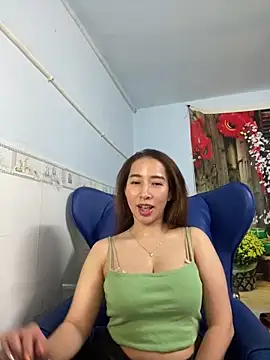 Snapshot of Cherry_6969 chatting on 03/03/25, 02:15 Cherry 6969 online show from 03/03/25, 02:15