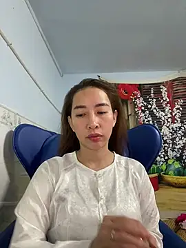 Snapshot of Cherry_6969 chatting on 03/11/25, 07:48 Cherry 6969 online show from 03/11/25, 07:48